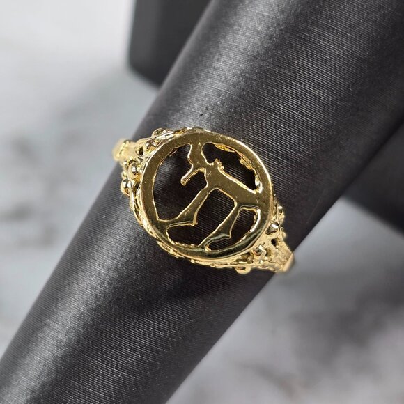 Jewelry - Womens Sterling Silver Gold Tone Judaica Jewish Chai Ring 1.9g E3843